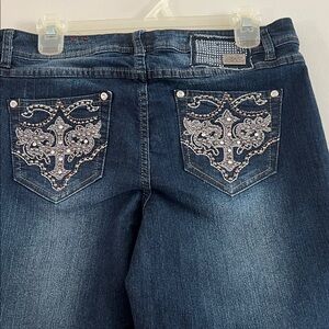 One Zone Chic Embellished Jeans Size 8